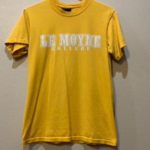 Le Moyne College, size S tee shirt